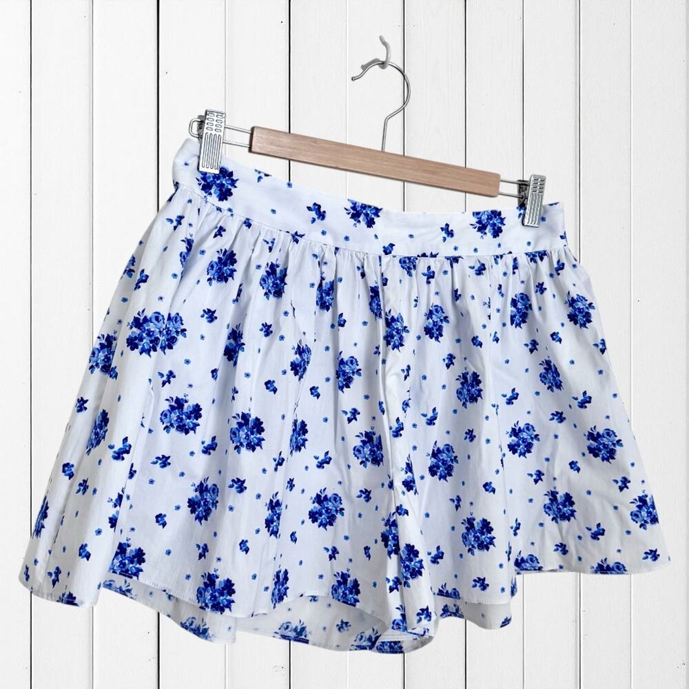 NWT Caroline Constas Taegan Shorts Blue Floral Boho Summer Flowy Cotton Blend M